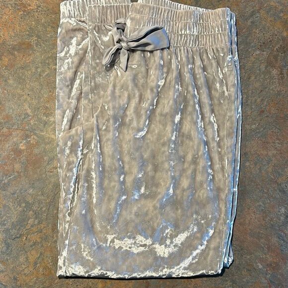Victoria’s Secret Crushed Velvet Jogger Lounge Pants Small Silver Grey - Picture 2 of 7